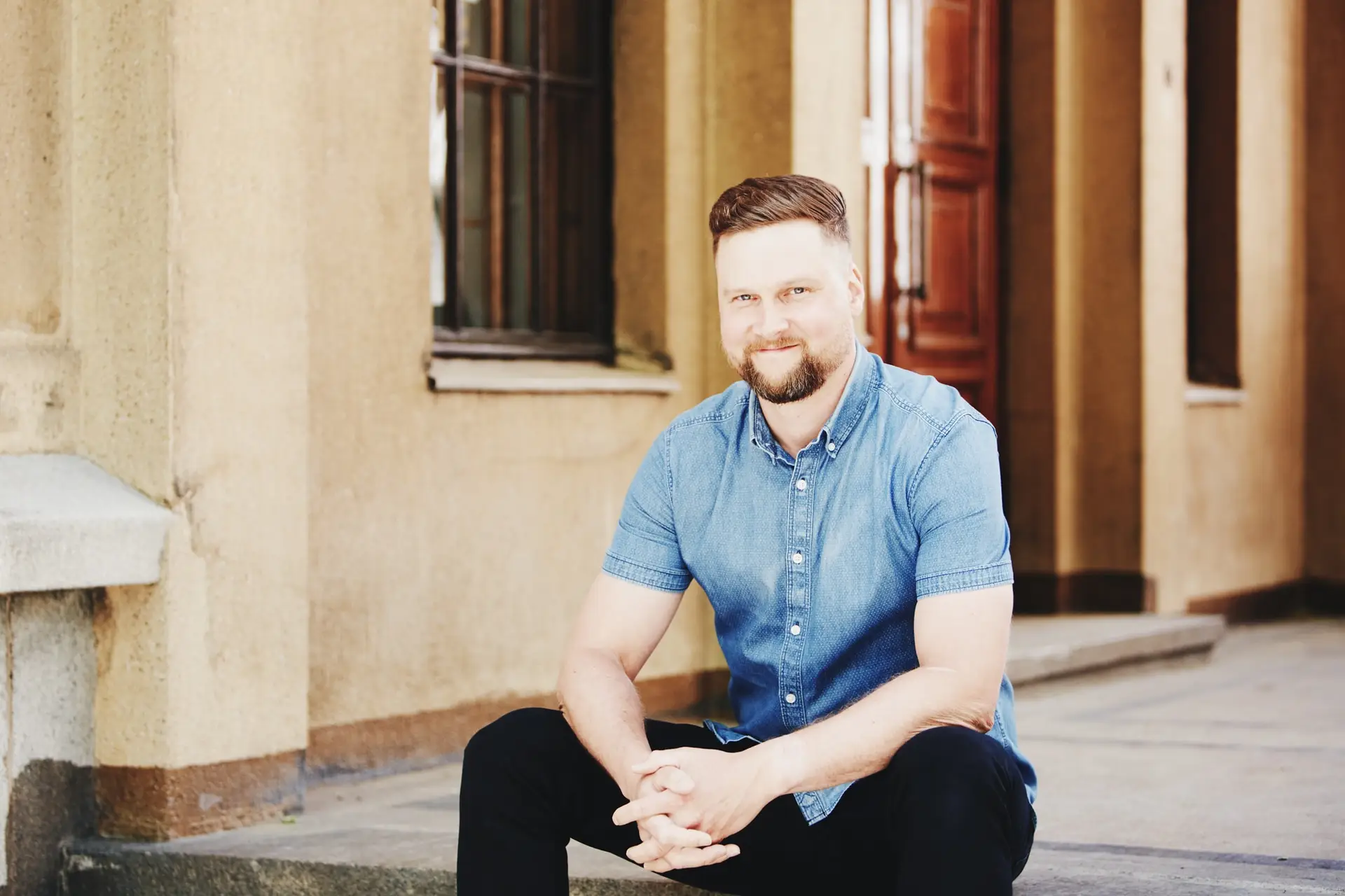 Jaakko Puisto / VILLA LKV, Kiinteistönvälittäjä, ylempi kiinteistönvälittäjä, YKV, kauapnvahvistaja